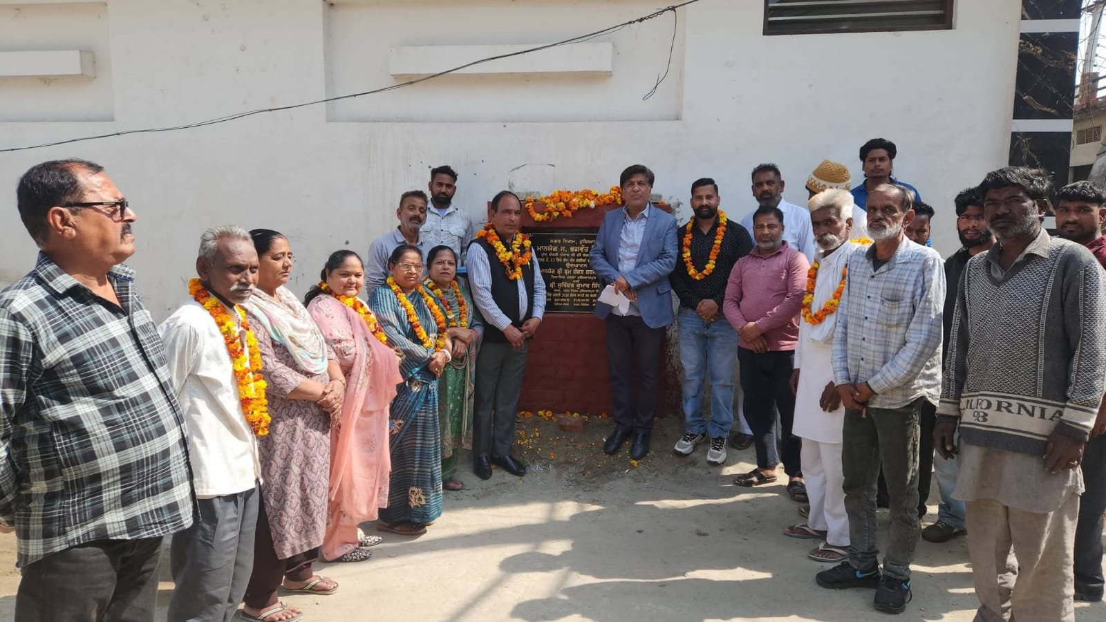 ਵਾਰਡ ਨੰਬਰ 13 ‘ਚ 12 ਲੱਖ ਰੁਪਏ ਦੇ ਵਿਕਾਸ ਕਾਰਜਾਂ ਦਾ ਸ਼ੁਭ ਆਰੰਭ